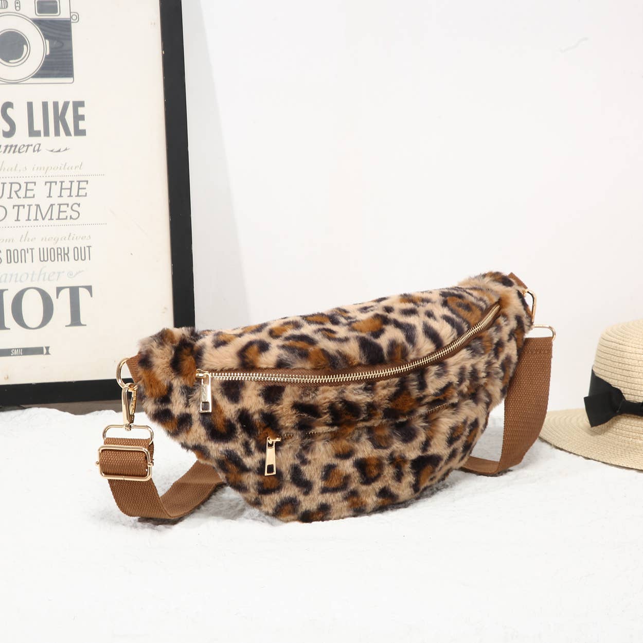 Gürteltasche Leo braun