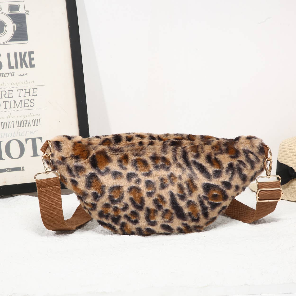 Gürteltasche Leo braun