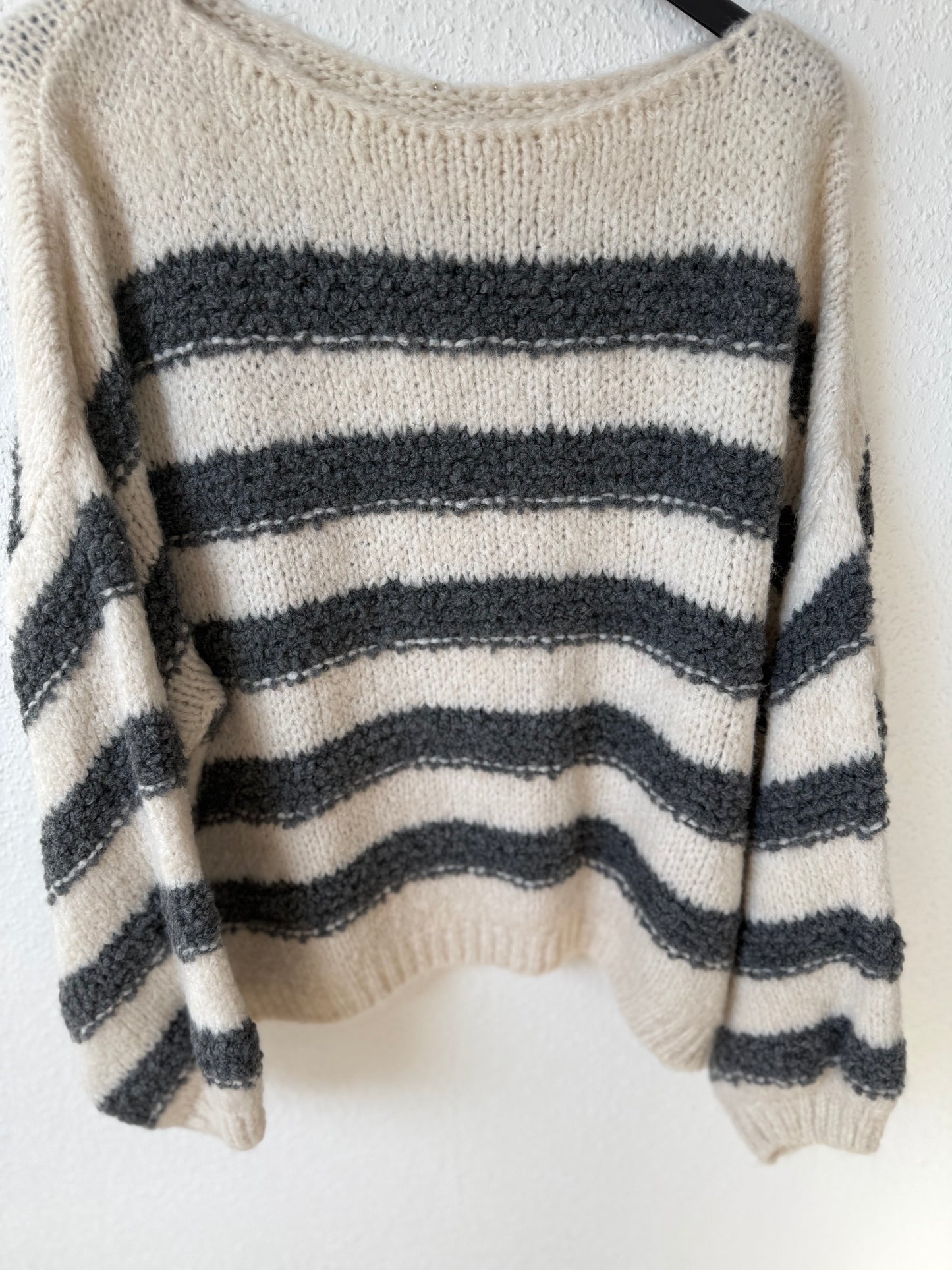 Kuschelig weicher Pullover grau