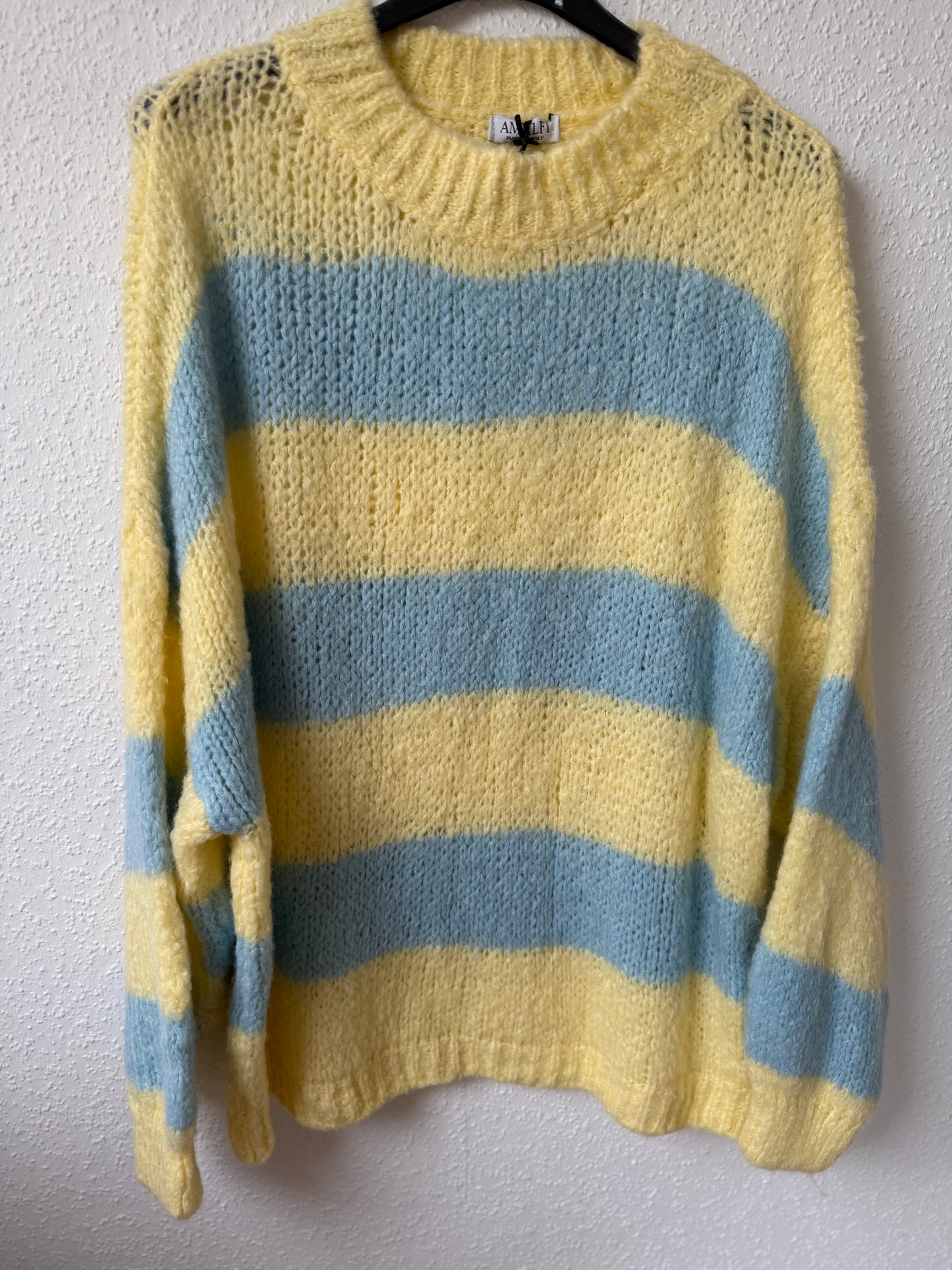 Langer Oversize Pullover gestreift