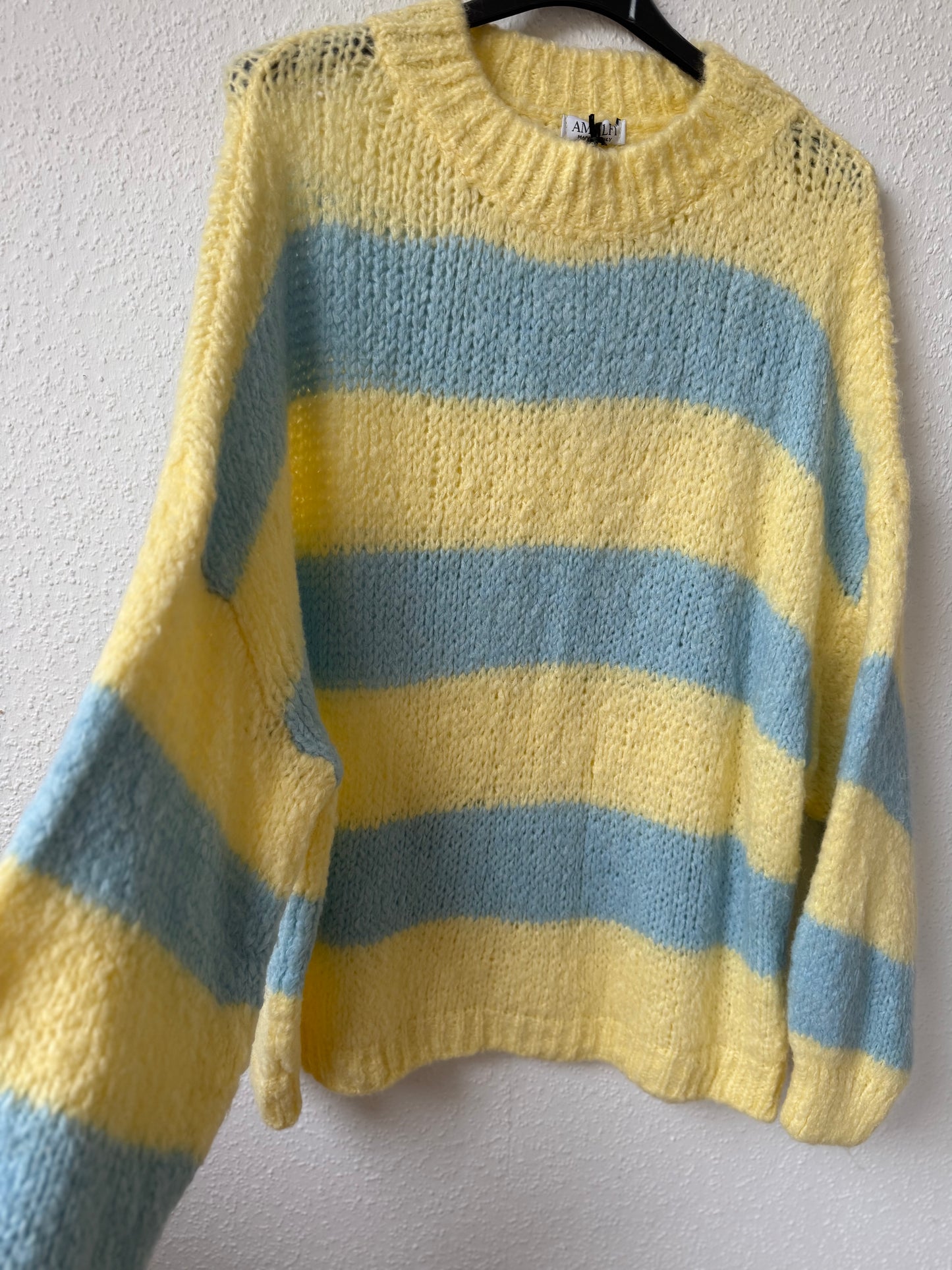 Langer Oversize Pullover gestreift