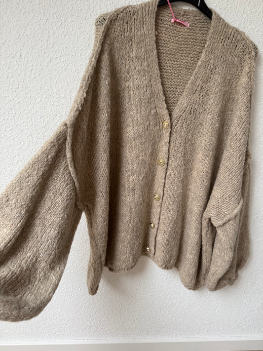 Strickjacke Oversize