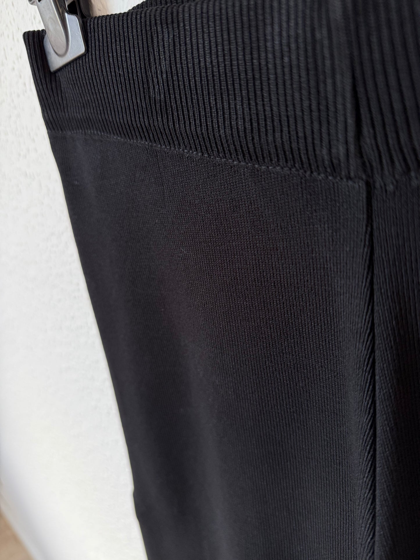 Stretch Hose mit weitem Bein