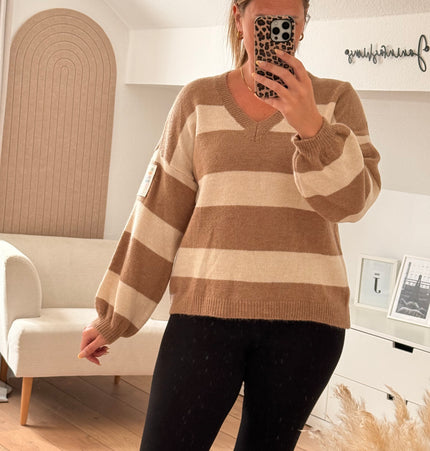 Gestreifter Strickpullover