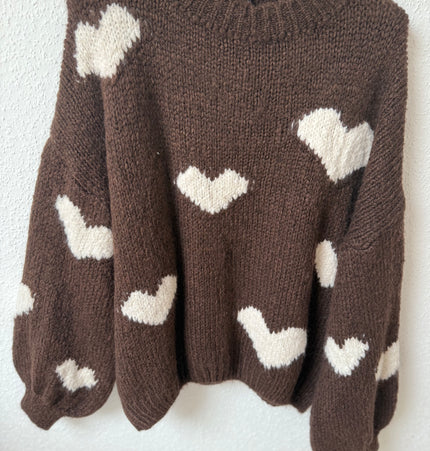 Herzpullover in braun