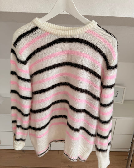 Dünner Strickpullover gestreift