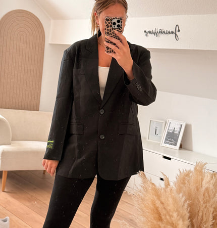 Locker geschnittener Longblazer schwarz