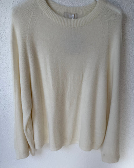 Weicher Pullover weiß