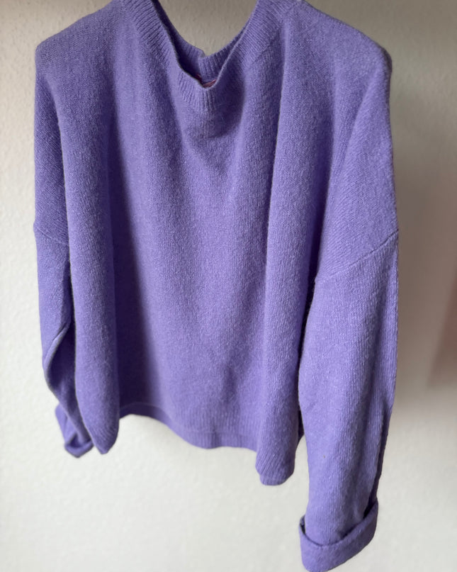 Weicher Pullover ,,Baby Alpaca“ Umschlagarm lila