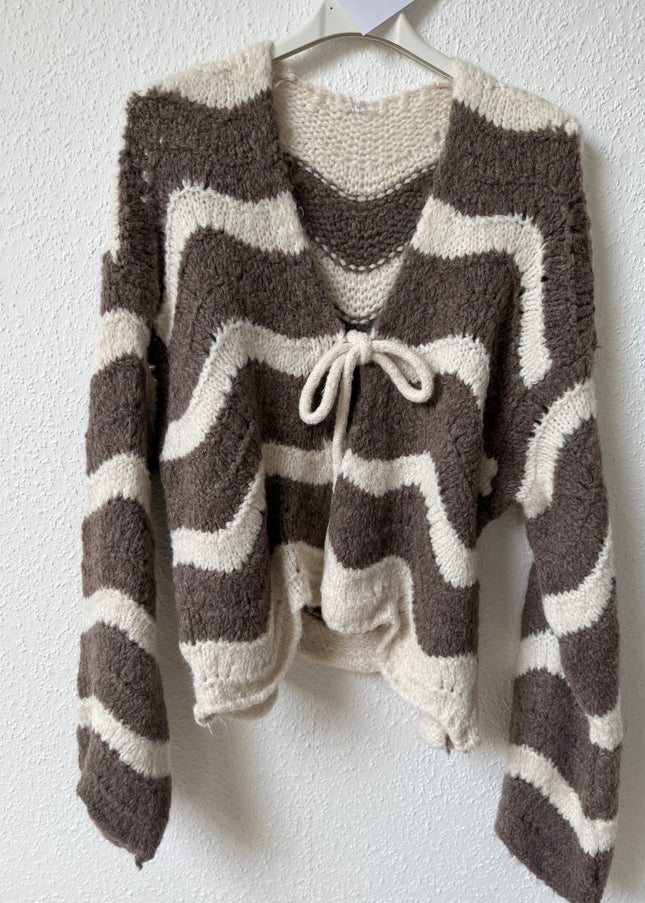 Gestreifter Cardigan mit Schleife