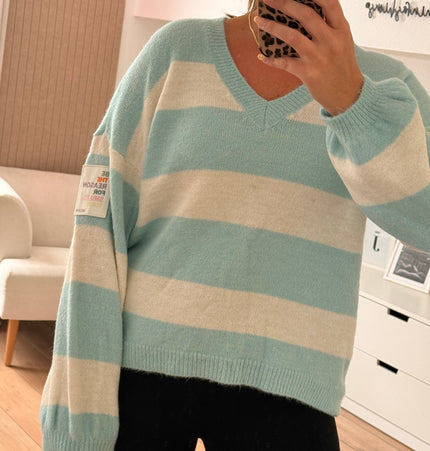 Gestreifter Strickpullover