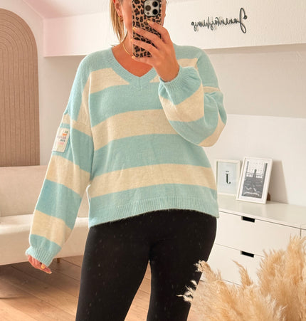 Gestreifter Strickpullover