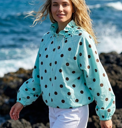 Locker geschnittene, gepunktete Jacke aus Baumwolle: Vert d'Eau / TU