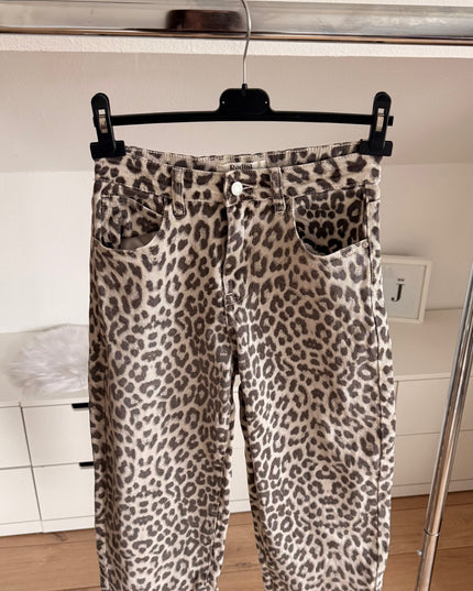 Leo Mom Jeans