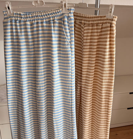 Sommerliche Strickhose