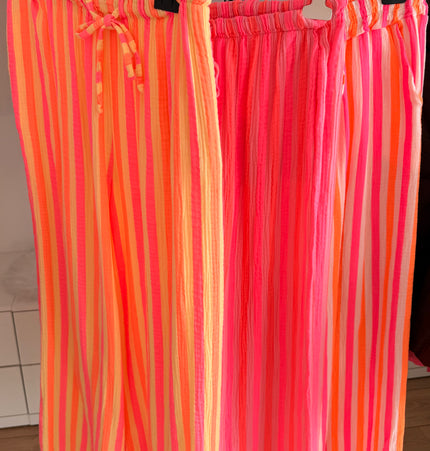 Gestreifte Sommer-Musselin- Hose