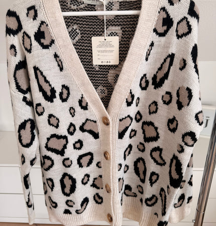Leo Cardigan