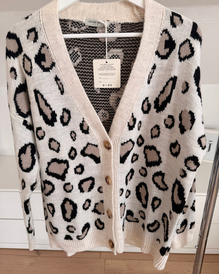 Leo Cardigan