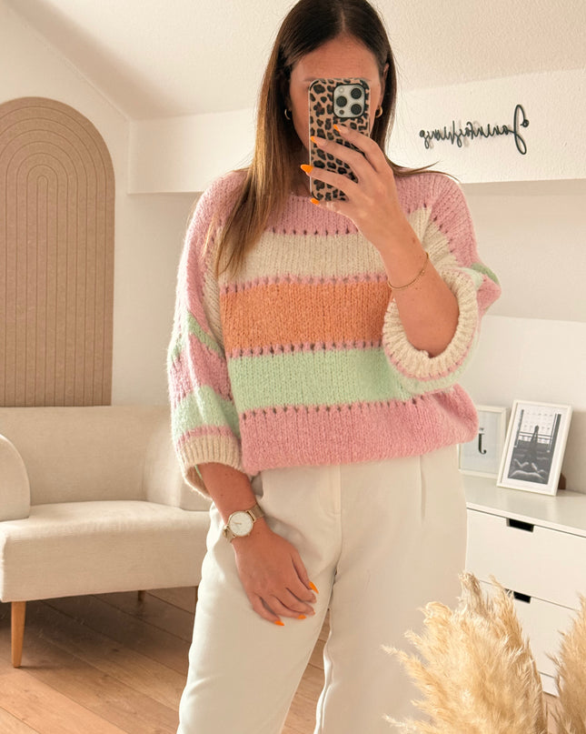 Gestreifter Strickpullover