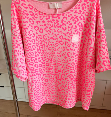 Leuchtend Pinke Leo Shirts