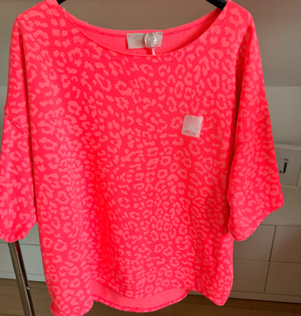 Leuchtend Pinke Leo Shirts