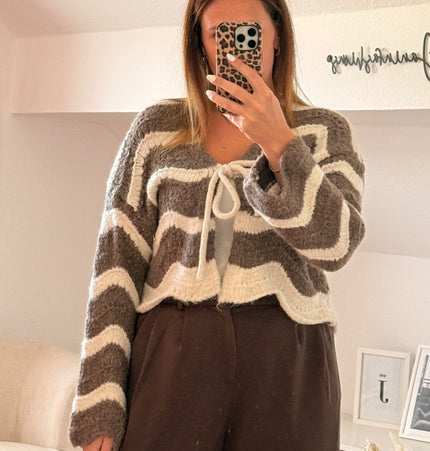 Gestreifter Cardigan mit Schleife