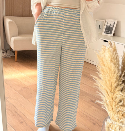 Sommerliche Strickhose